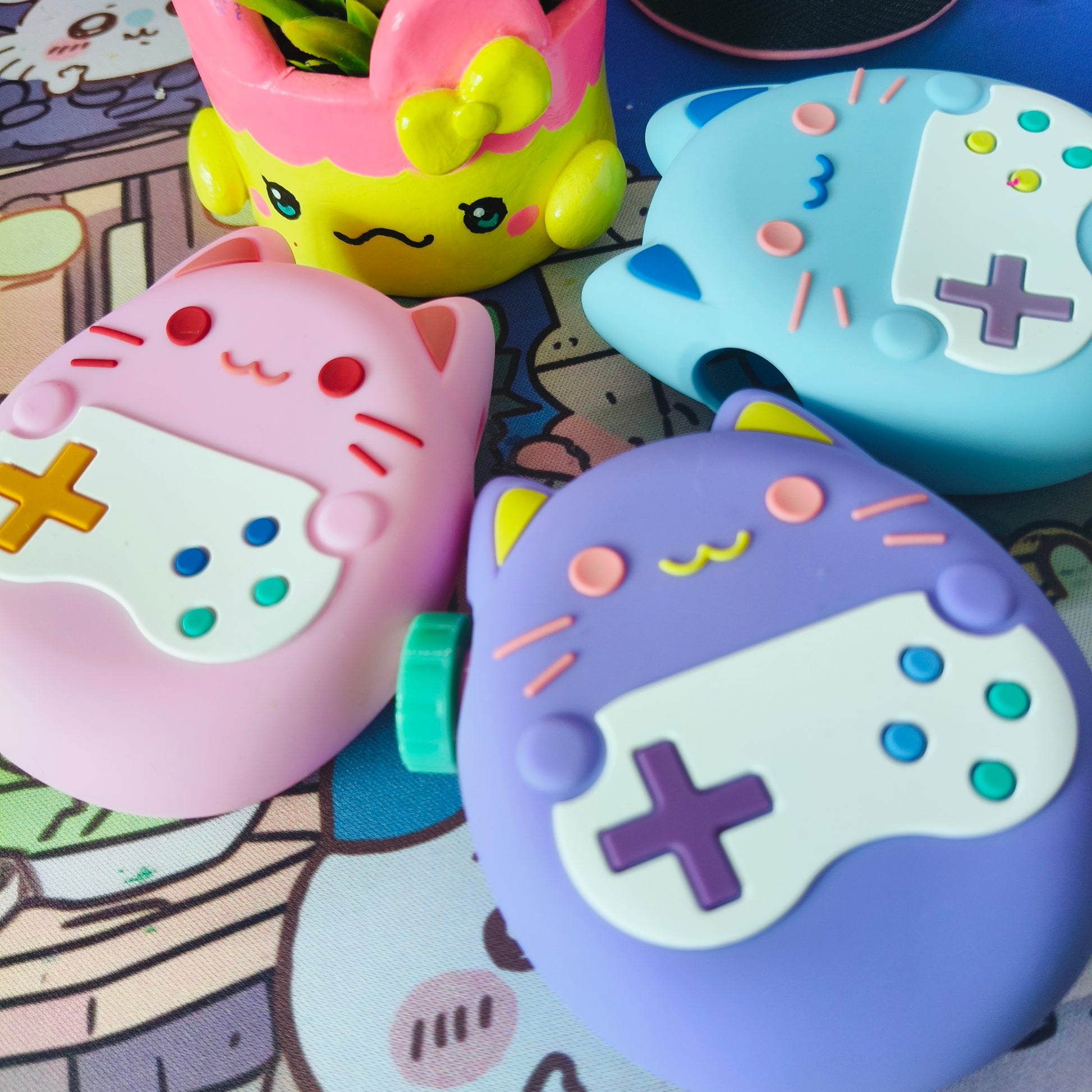 Tamagotchi Paradise Gamer Cat Silicone Cover - Fuzzy N Chic