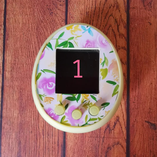 Tamagotchi Meets/On Faceplate - Flora Fuzzy N Chic