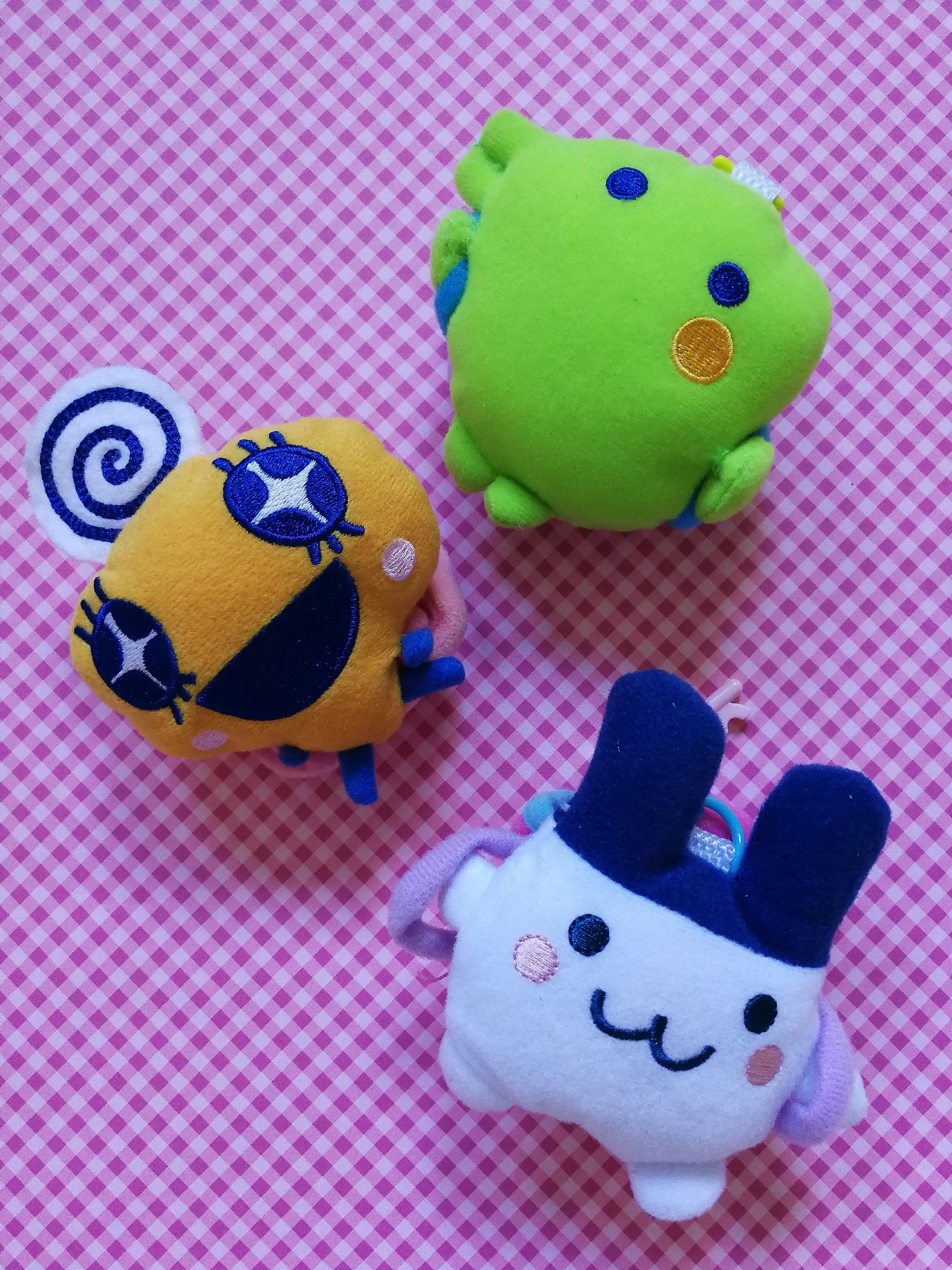 Tamagotchi connection/connexion pouch Fuzzy N Chic